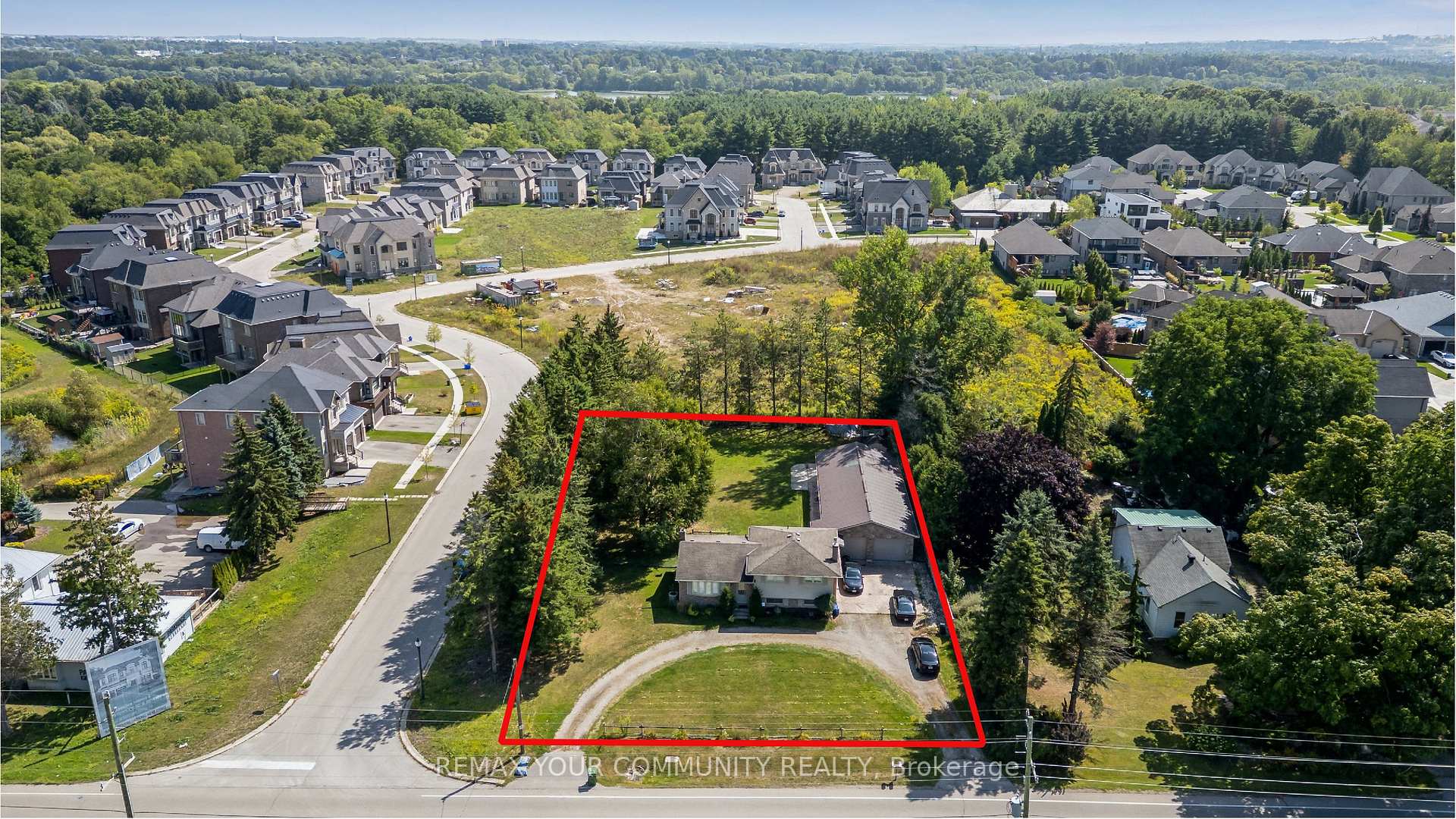 745088 Oxford Road 17 Woodstock Ontario Canada Sale residential William Gyamfi Gita Vilimek Re/Max Your Community Realty