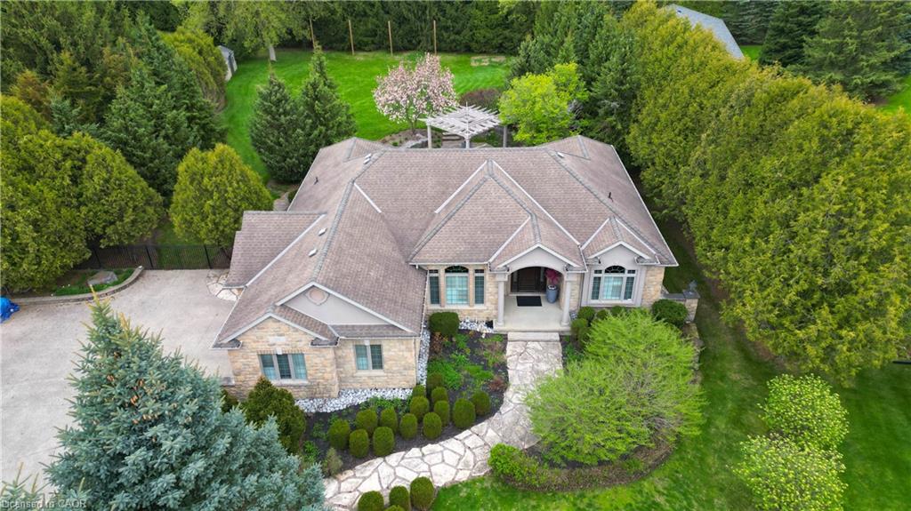 118 Old Mill Road Cambridge Ontario Canada Sale residential Rob Piombini HomeLife Power Realty Inc., Brokerage *