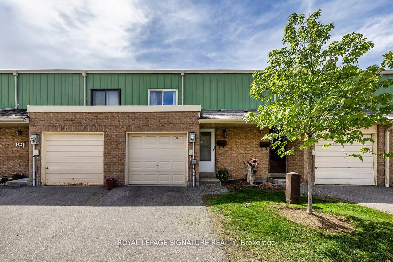 106 Thorny Vineway Toronto Ontario Canada Sale residential Christina Paisley Royal LePage Signature Realty, Brokerage *