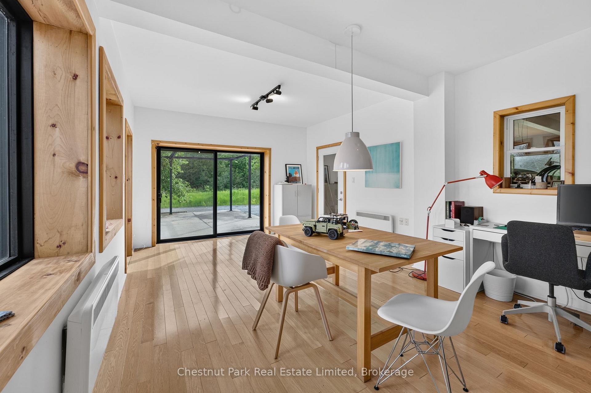 4 Bedroom Other's Image 34