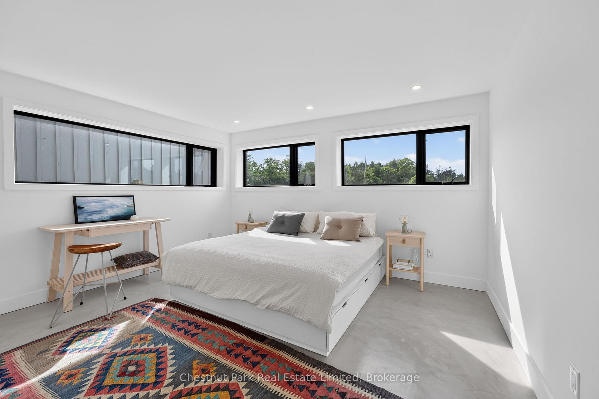 4 Bedroom Other's Image 19