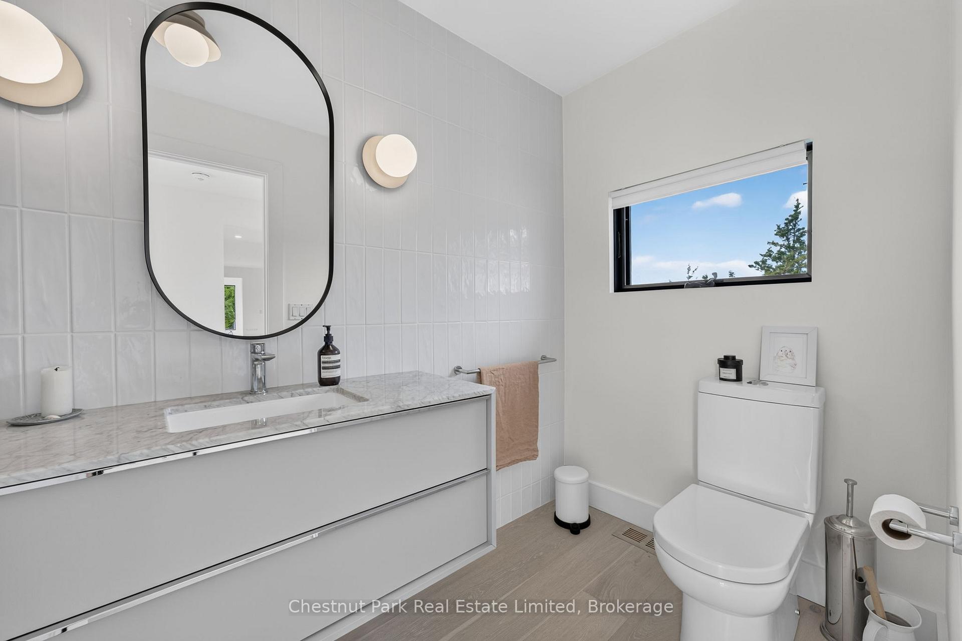 4 Bedroom Other's Image 16