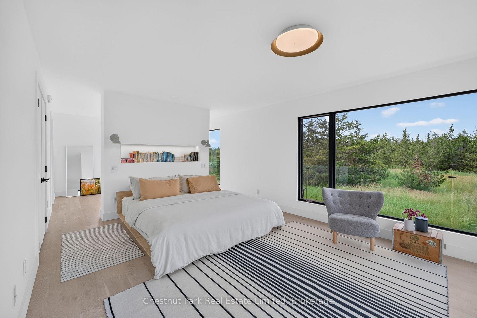 4 Bedroom Other's Image 10