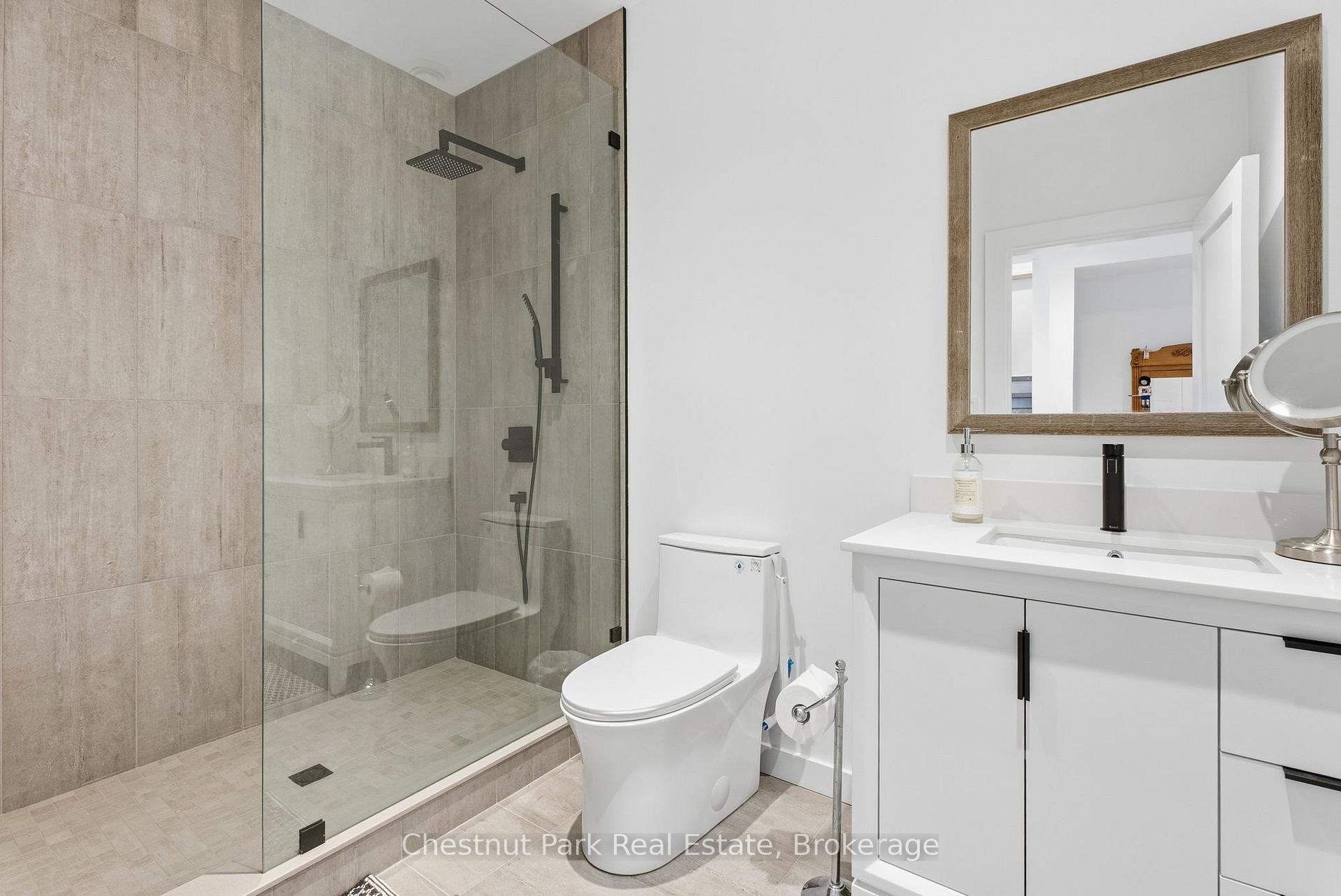 4 Bedroom Single Family Home/House's Image 20