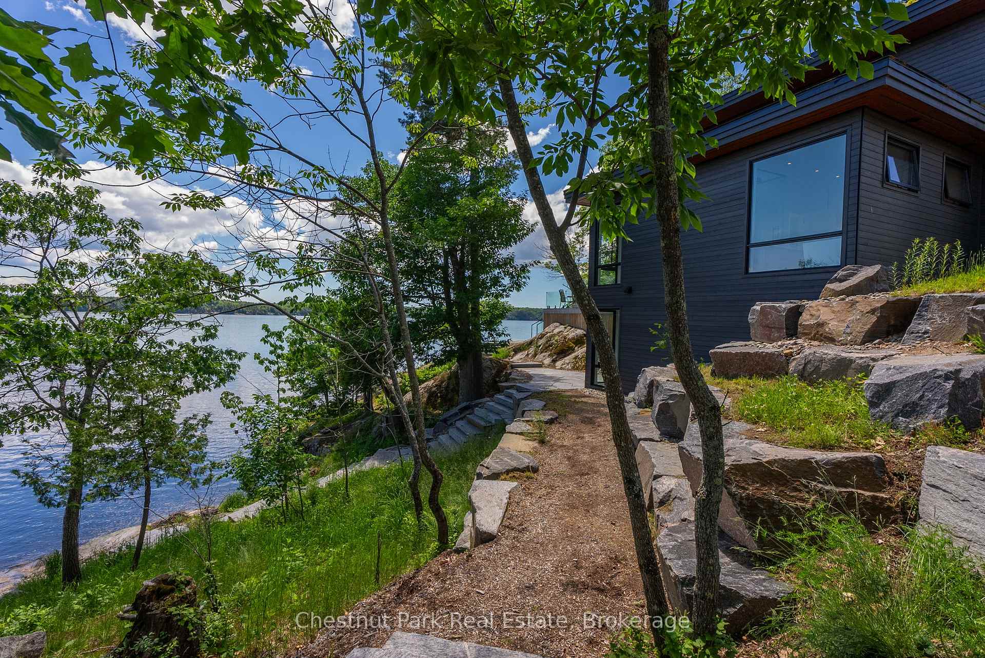 4 Bedroom Single Family Home/House's Image 28
