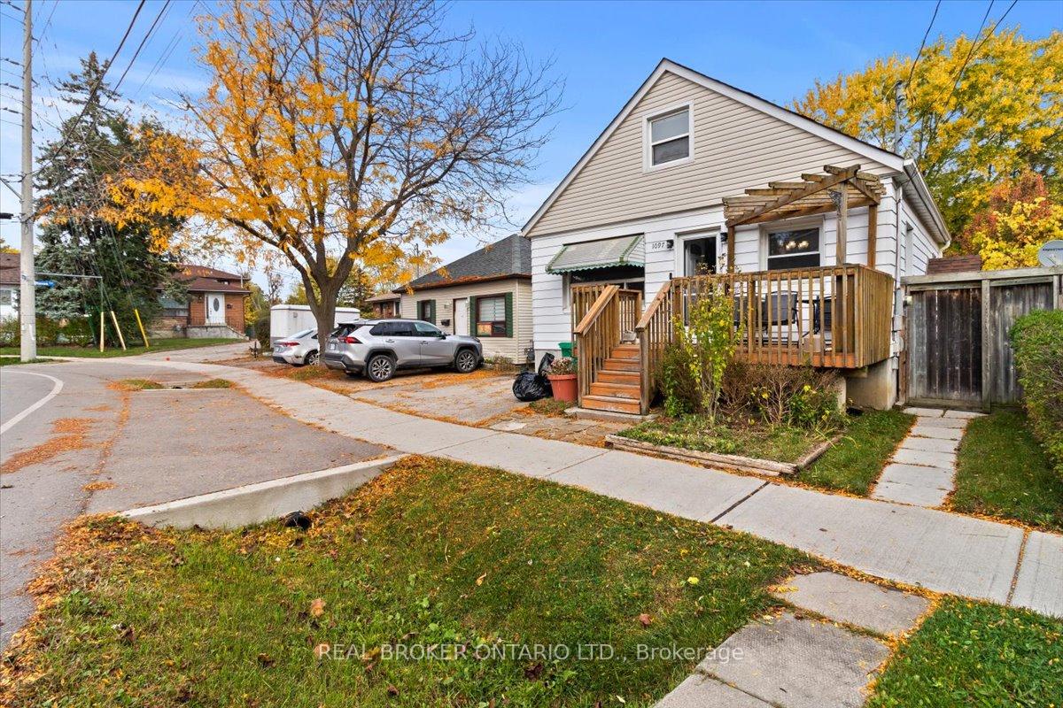 1097 Enola Avenue Mississauga Ontario Canada Sale residential Elena Vankevich Brokerage Information: Not available, please contact website owner