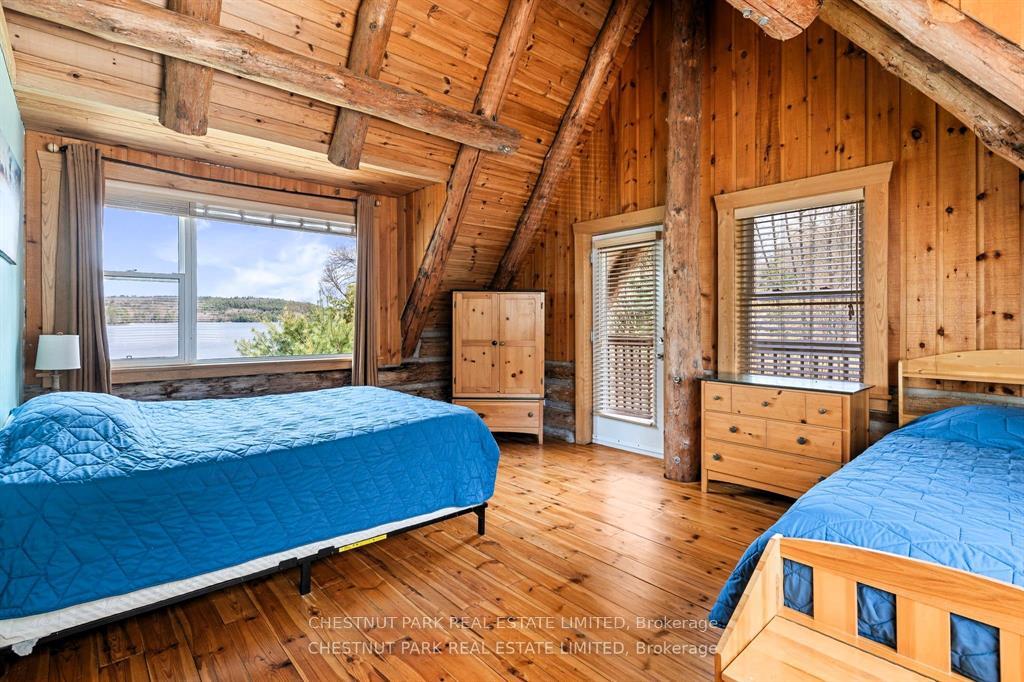 4 Bedroom Single Family Home/House's Image 18