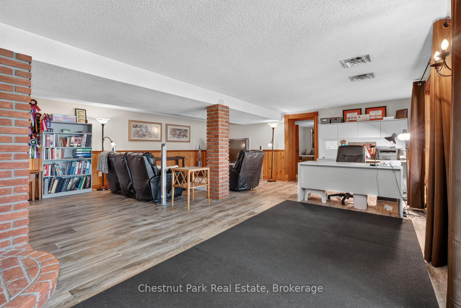 3 Bedroom Single Family Home/House's Image 25