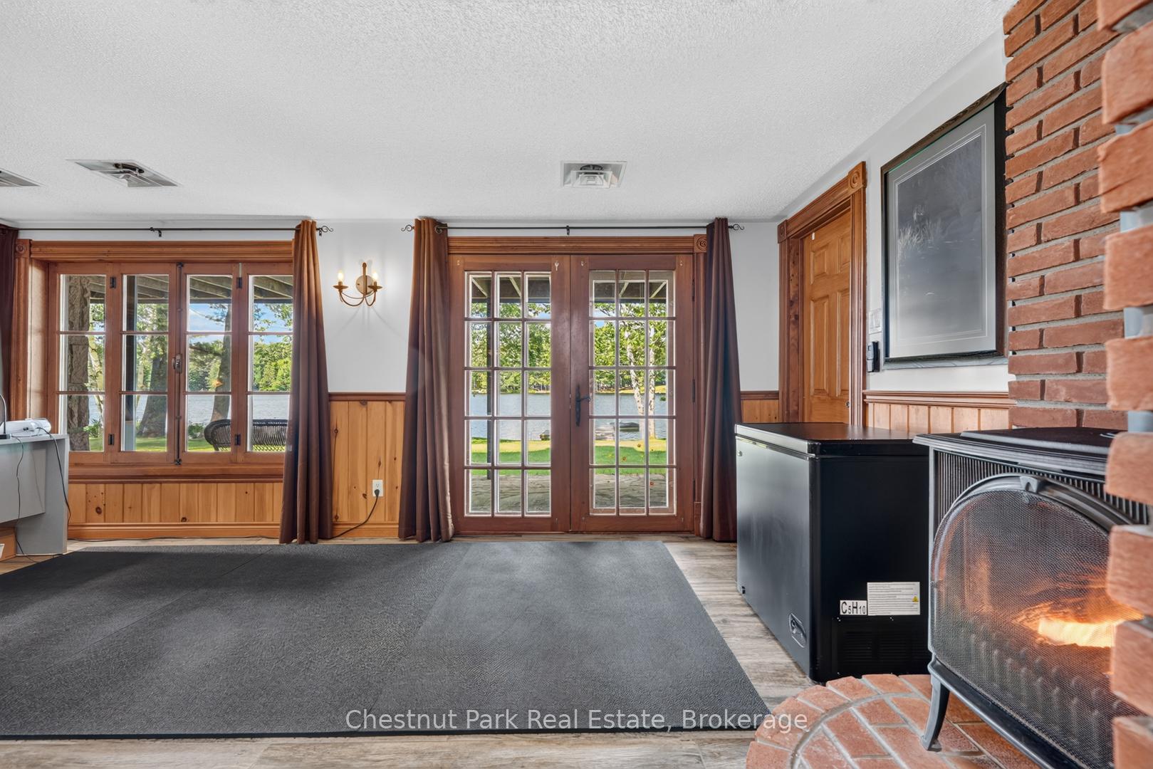 3 Bedroom Single Family Home/House's Image 24
