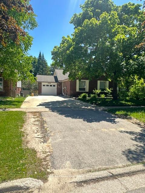 165 Bechtel Street W Kitchener Ontario Canada Rent residential   HomeLife Power Realty Inc., Brokerage*