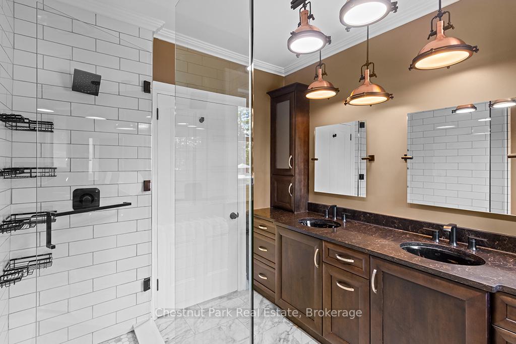 4 Bedroom Single Family Home/House's Image 25