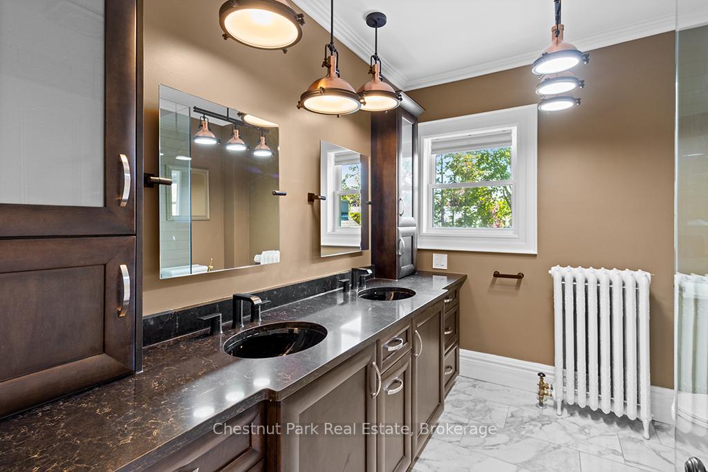 4 Bedroom Single Family Home/House's Image 24