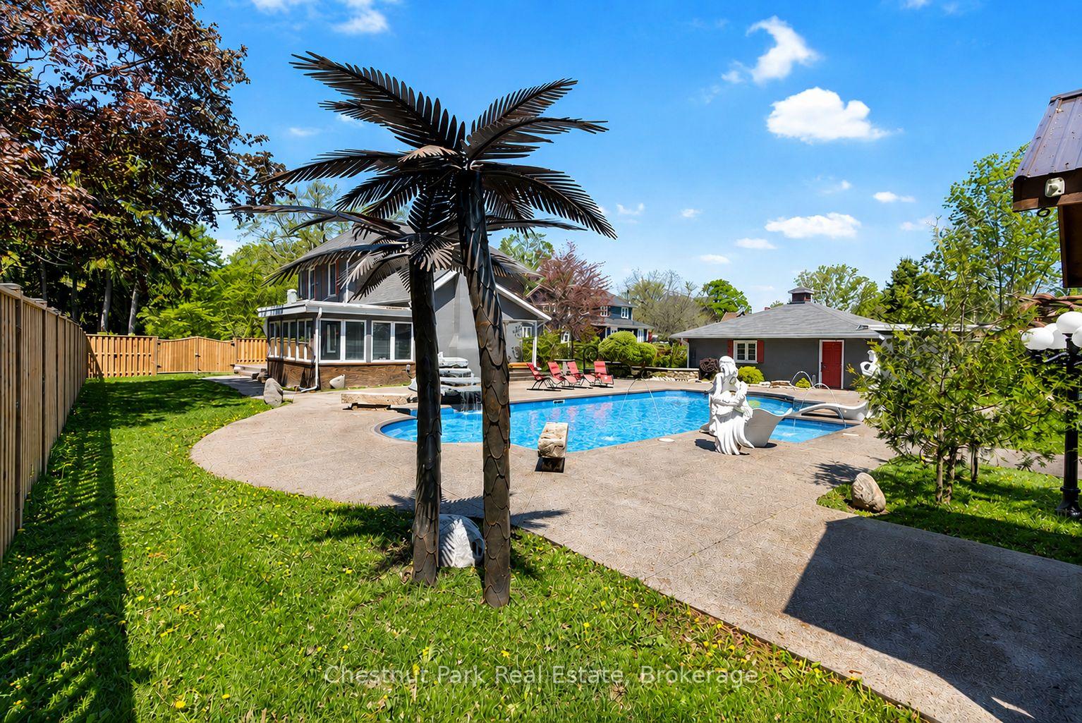 4 Bedroom Single Family Home/House's Image 34