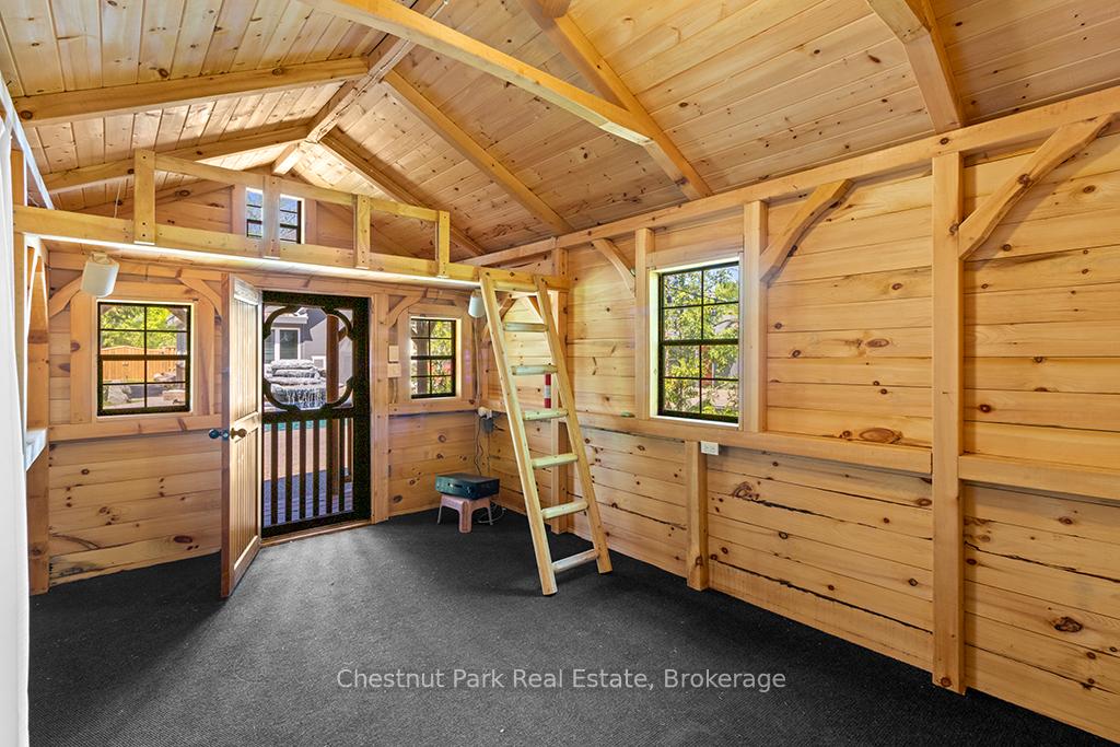 4 Bedroom Single Family Home/House's Image 37