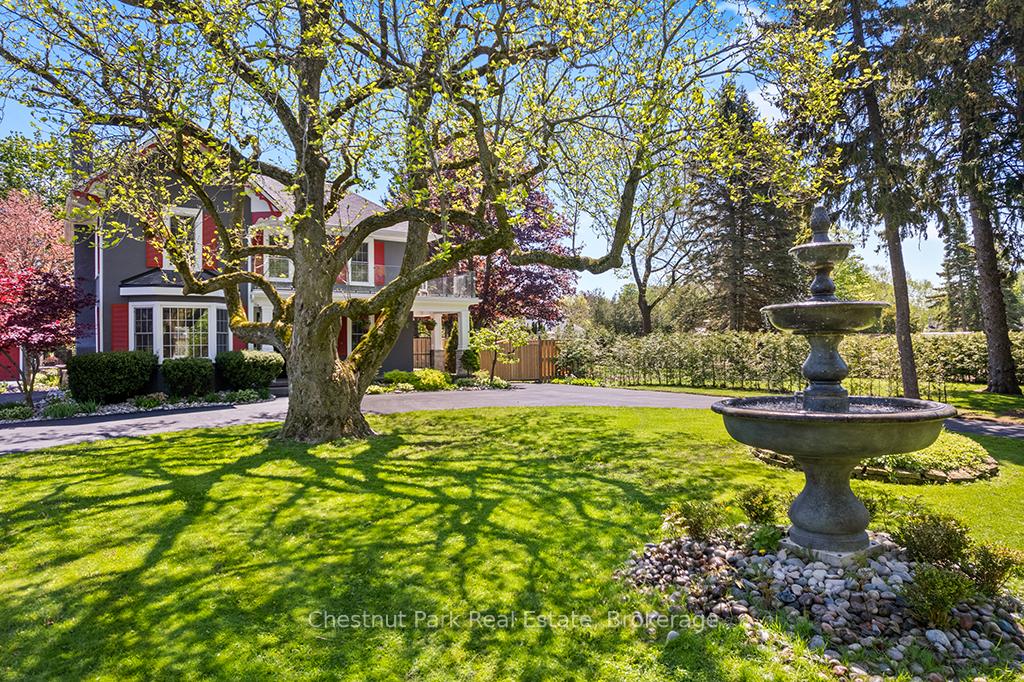 4 Bedroom Single Family Home/House's Image 3