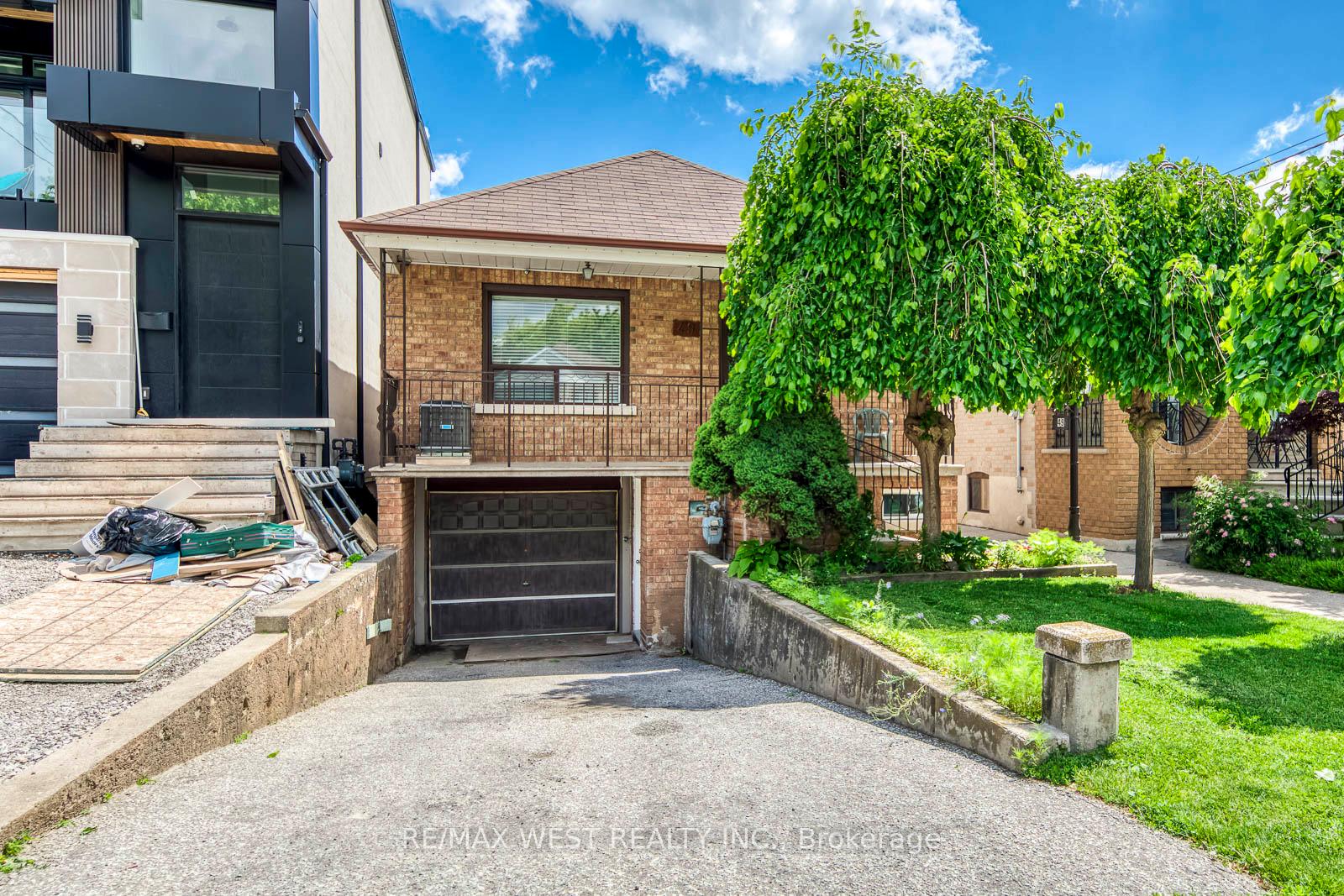49 Montcalm Avenue Toronto Ontario Canada Sale residential Adele McGovern RE/MAX West Realty Inc., Brokerage