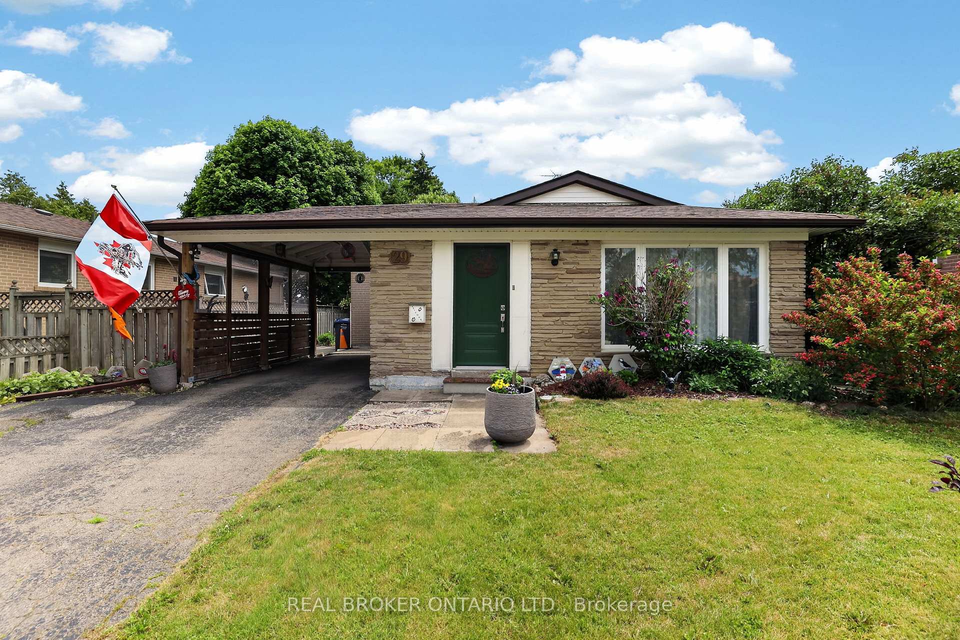 29 Northwood Drive Brampton Ontario Canada Sale residential Sundeep Babbar Royal Lepage Certified Realty, Brokerage*