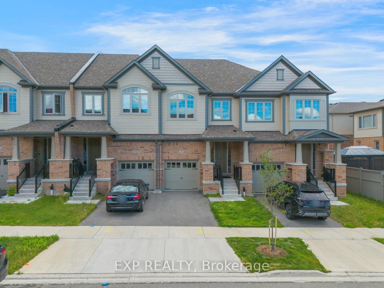 8 Roywood Street Kitchener Ontario Canada Sale residential Frieda Kotsopoulos RE/MAX Twin City Realty Inc., Brokerage *