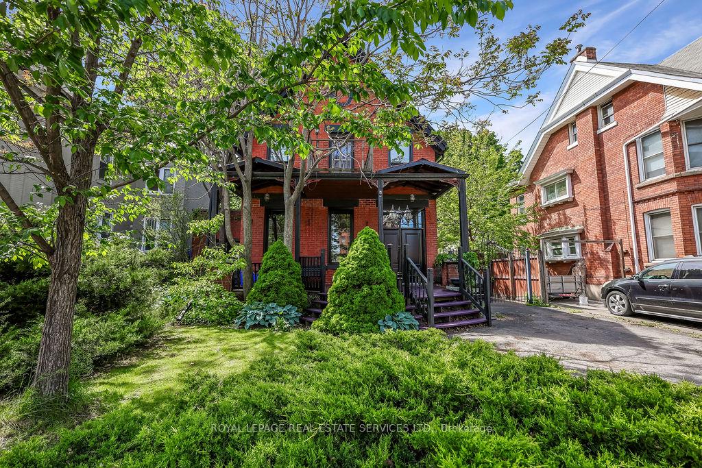 100 Wentworth Street S Hamilton Ontario Canada Sale residential Iwona Ward Royal LePage Real Estate Services Ltd., Brokerage*