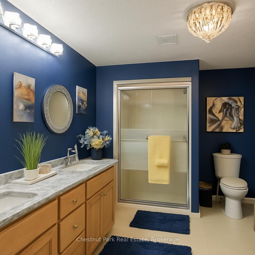 4 Bedroom Single Family Home/House's Image 35
