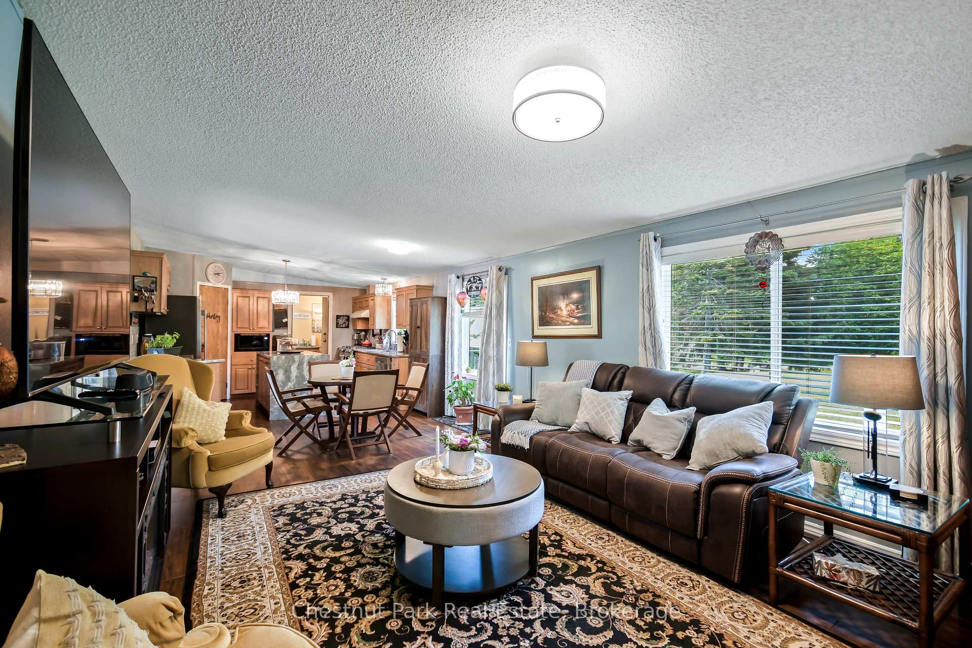 4 Bedroom Single Family Home/House's Image 31
