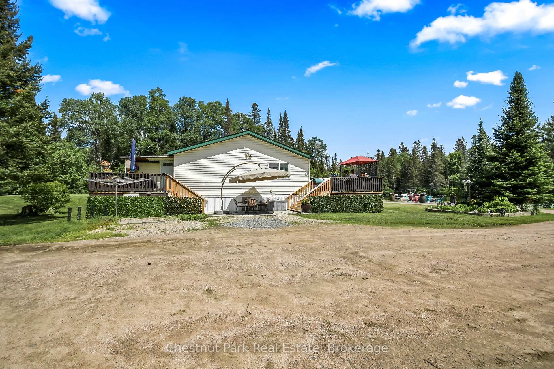 4 Bedroom Single Family Home/House's Image 16