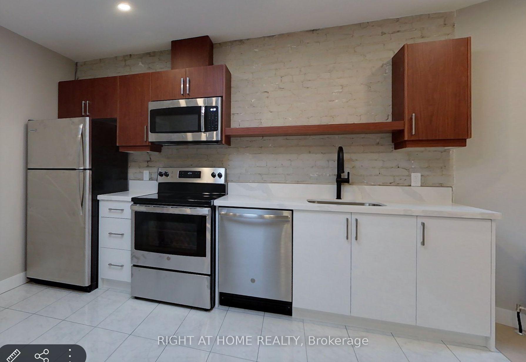 2A - 1022 Bloor Street W Toronto Ontario Canada Rent residential Phil Brown Right at Home Realty, Brokerage*
