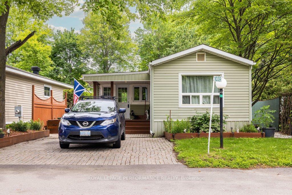 1039 Vista Barrett Private Ottawa Ontario Canada Sale residential   Royal LePage Performance Realty, Brokerage *
