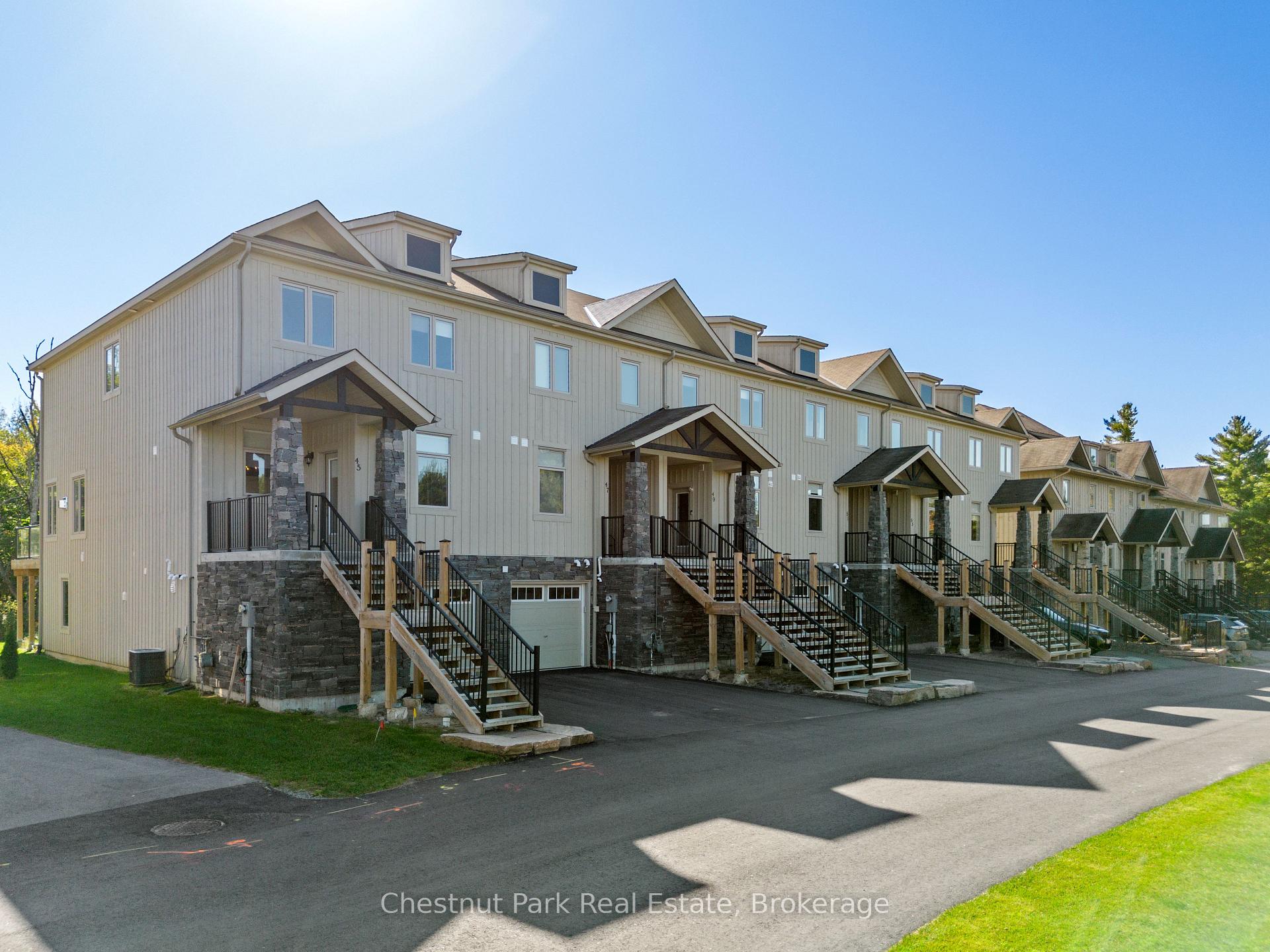 3 Bedroom Villa/Townhouse's Image 38