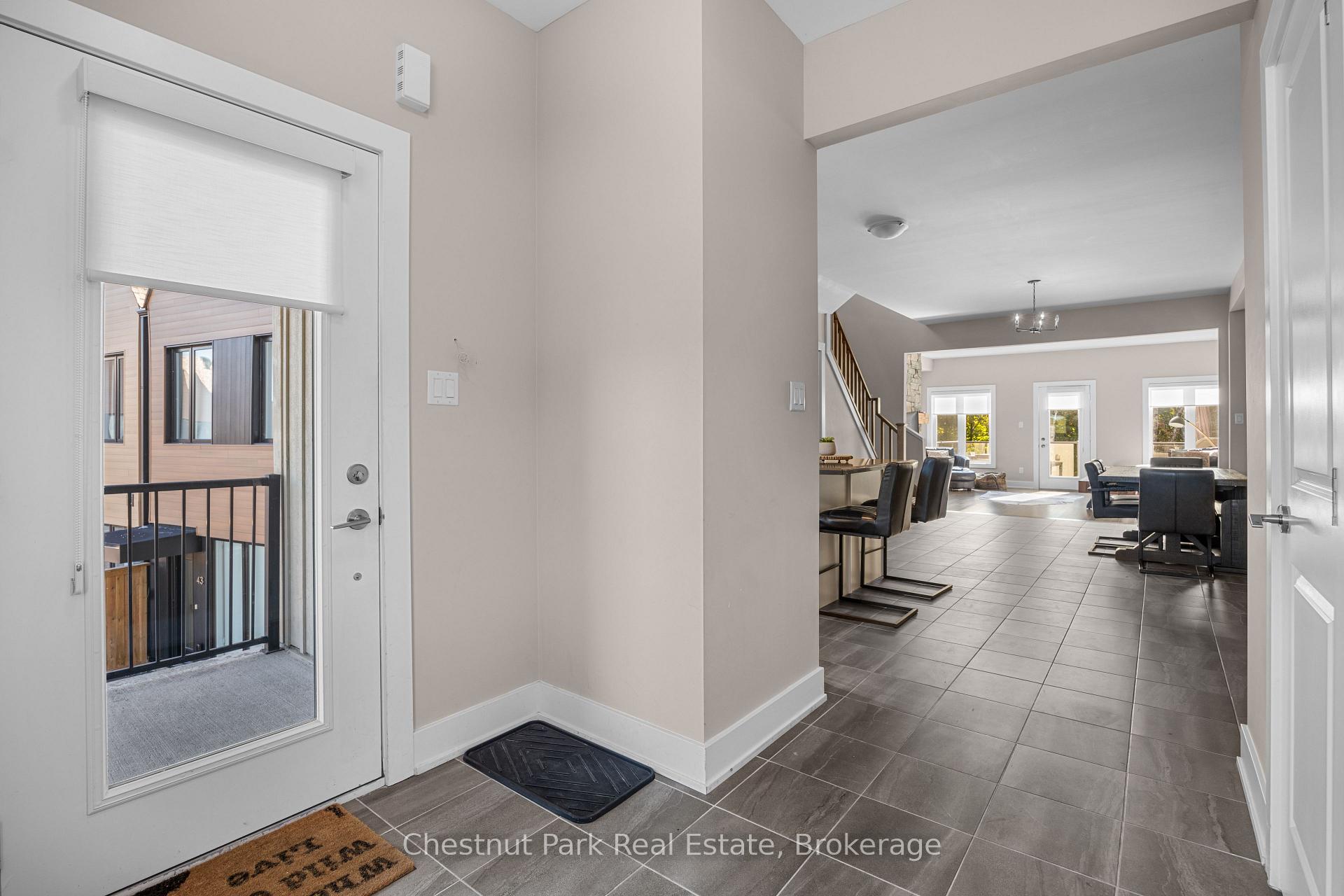 3 Bedroom Villa/Townhouse's Image 3