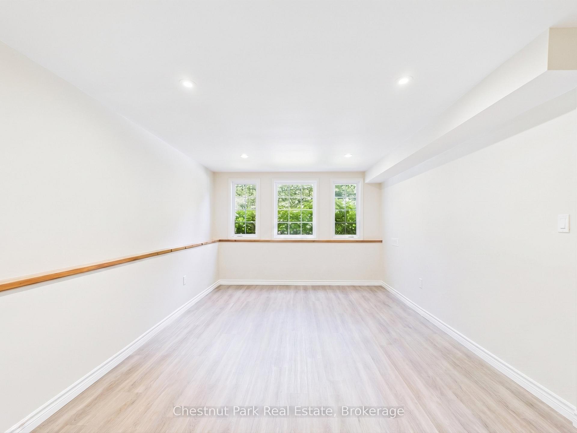 4 Bedroom Single Family Home/House's Image 14