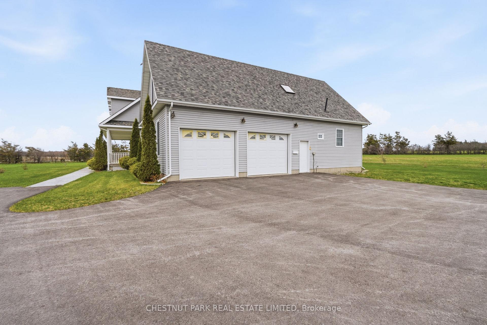 4 Bedroom Single Family Home/House's Image 32