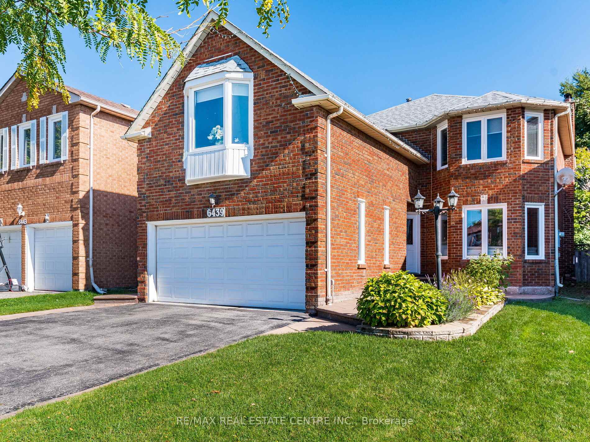 6439 Osprey Boulevard Mississauga Ontario Canada Sale residential Elizabeth Hayde RE/MAX Real Estate Centre Inc., Brokerage *