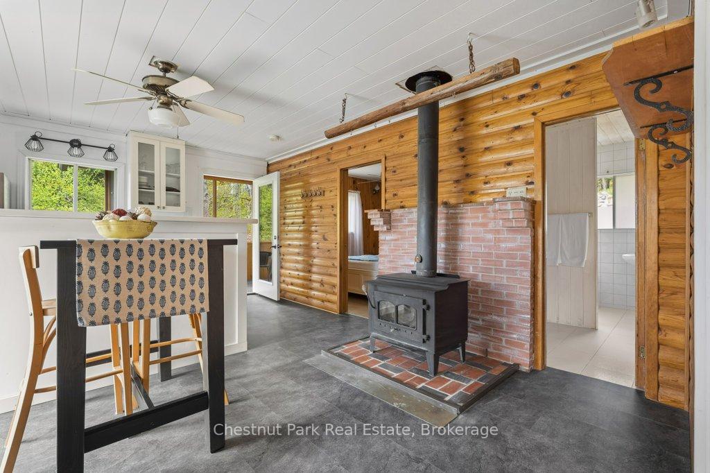 3 Bedroom Single Family Home/House's Image 14