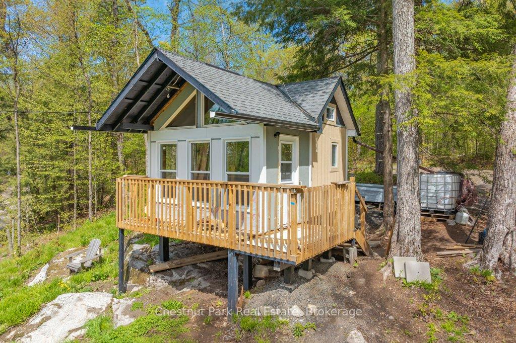 3 Bedroom Single Family Home/House's Image 40
