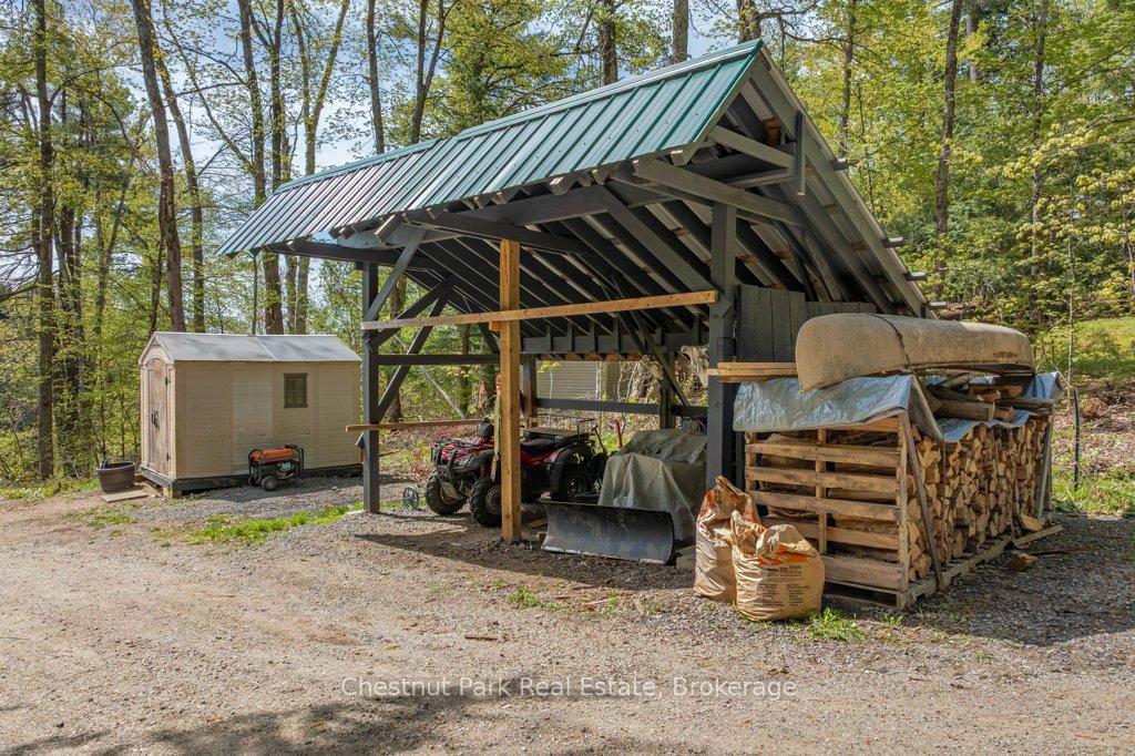 3 Bedroom Single Family Home/House's Image 41