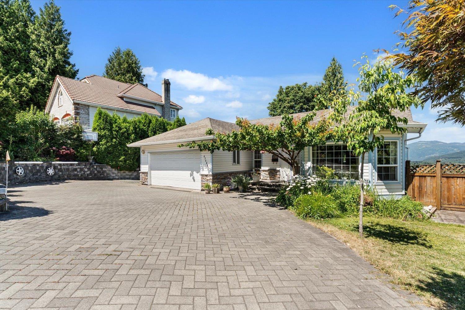 47465 SWALLOW CRESCENT|Little Mo Chilliwack British Columbia Canada Sale residential Jason Sandhu & Associates Pathway Executives Realty Inc.