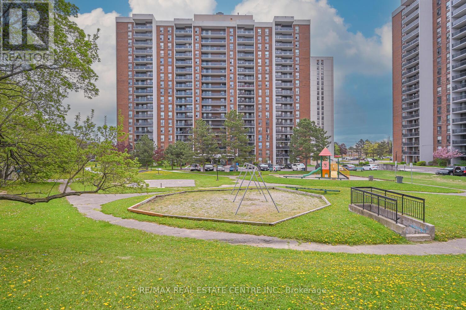 403 - 21 Knightsbridge Road Brampton Ontario Canada Sale residential Ashok Chauhan HomeLife Superstars Real Estate Ltd., Brokerage*