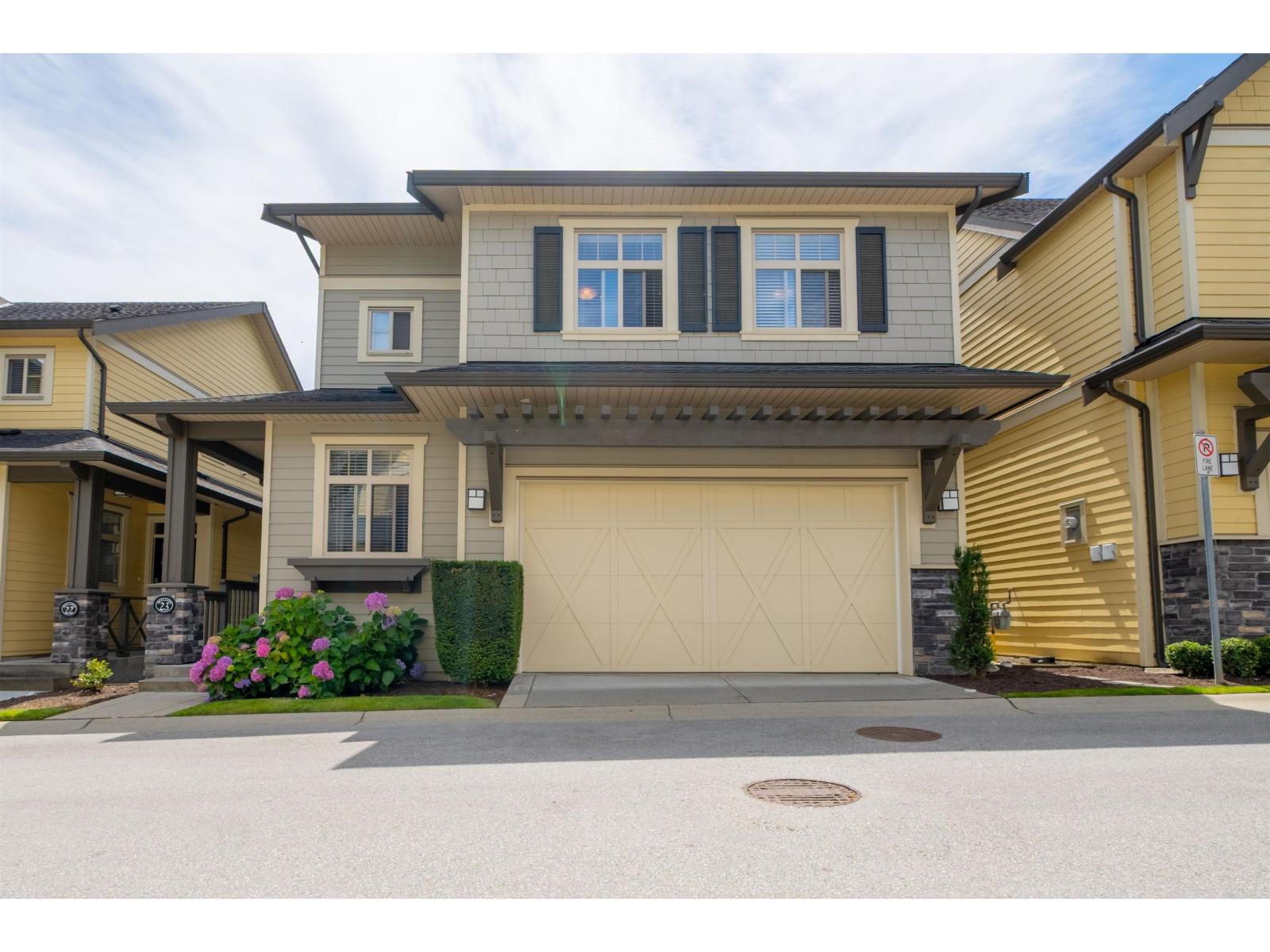 23 15885 26 AVENUE Surrey British Columbia Canada Sale residential   HomeLife Benchmark Realty Corp.