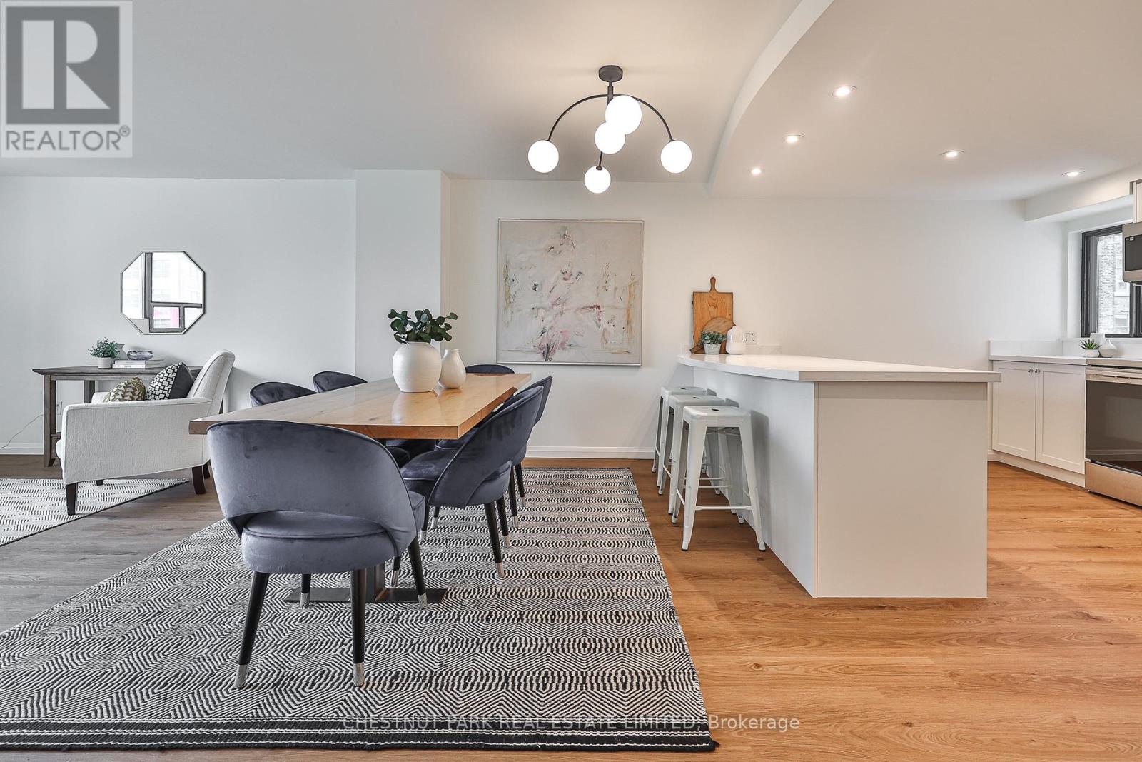 3 Bedroom Apartment/Flat's Image 4