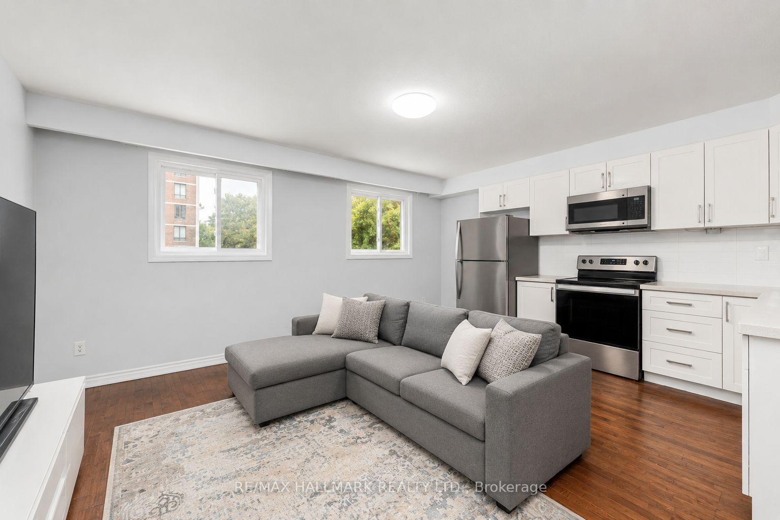 3 - 82 Halsey Avenue Toronto Ontario Canada Rent residential East York Homes and Condos Real Estate Homeward, Brokerage*