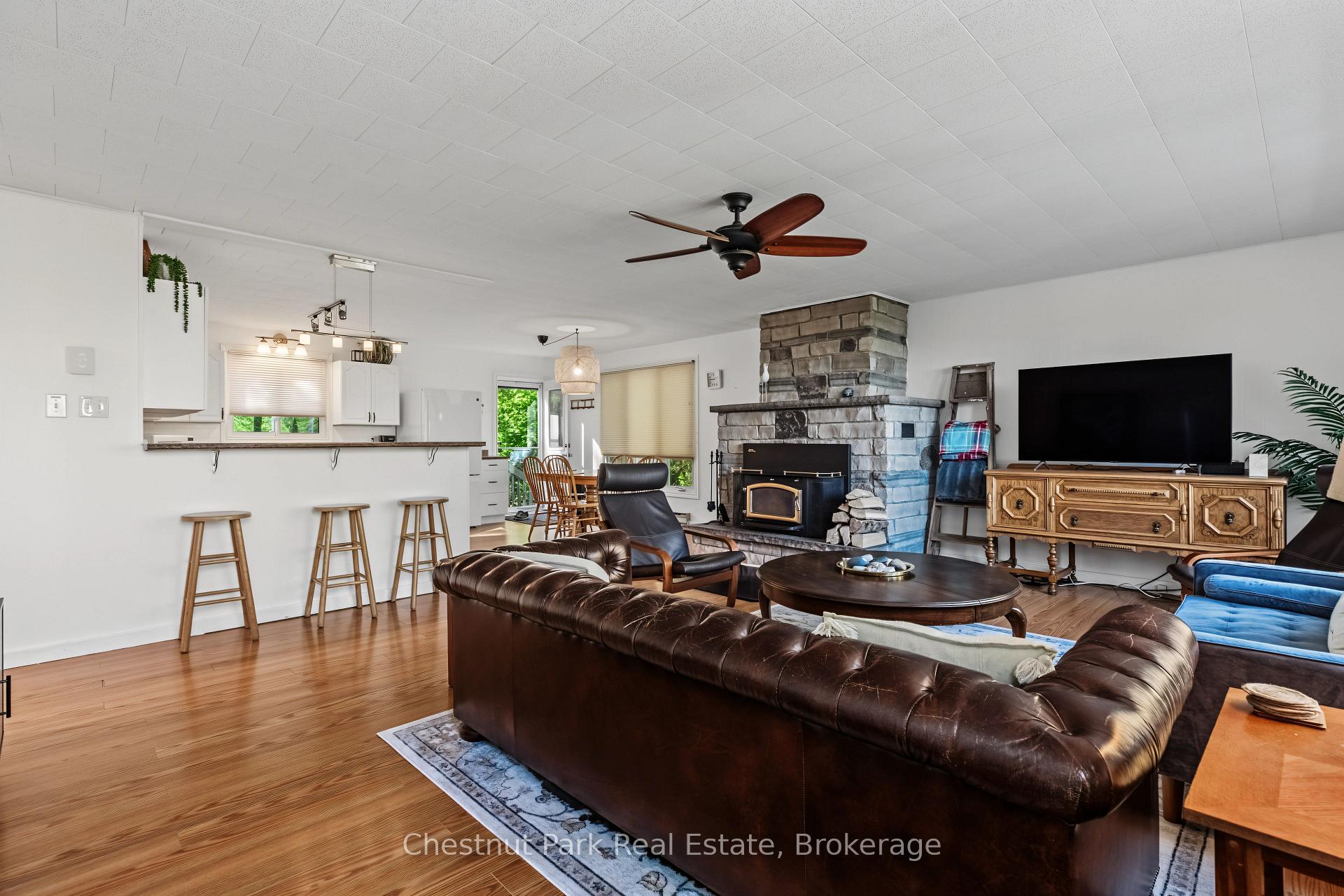 4 Bedroom Single Family Home/House's Image 34
