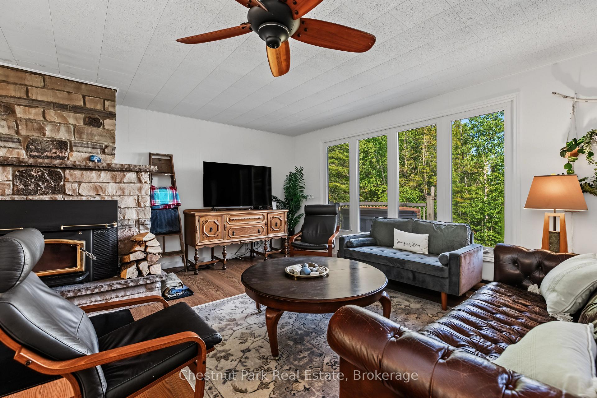 4 Bedroom Single Family Home/House's Image 33