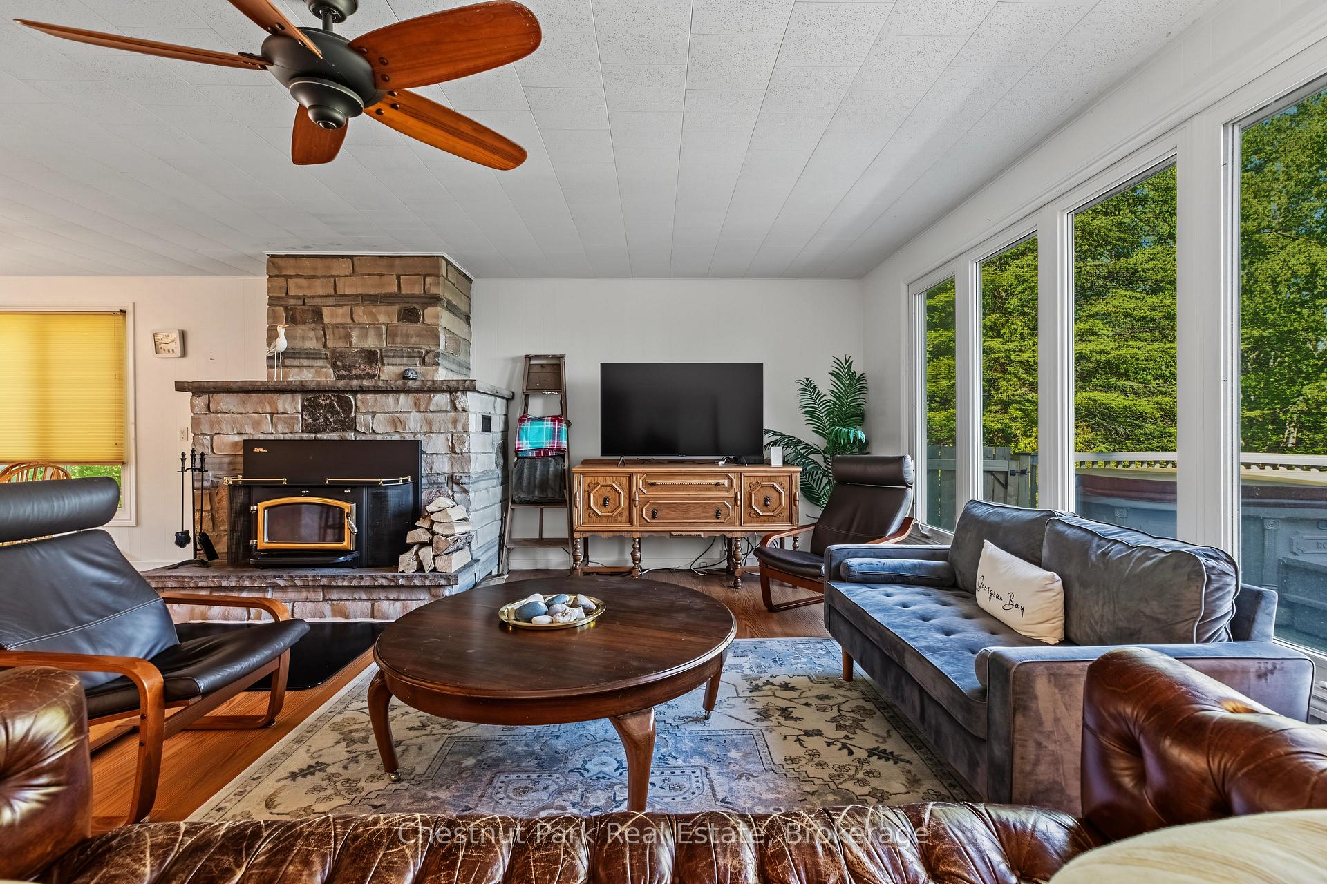 4 Bedroom Single Family Home/House's Image 36