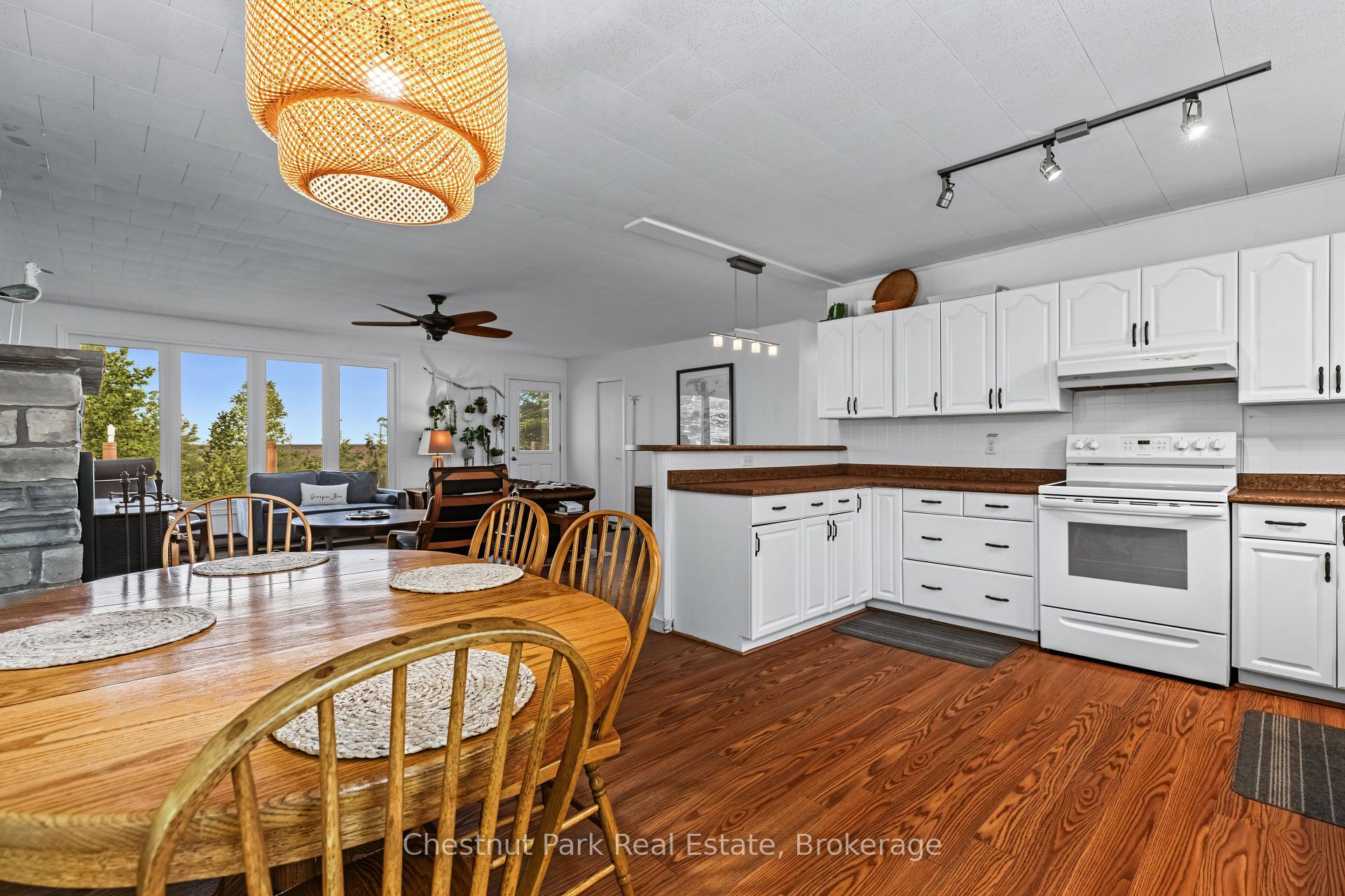 4 Bedroom Single Family Home/House's Image 26