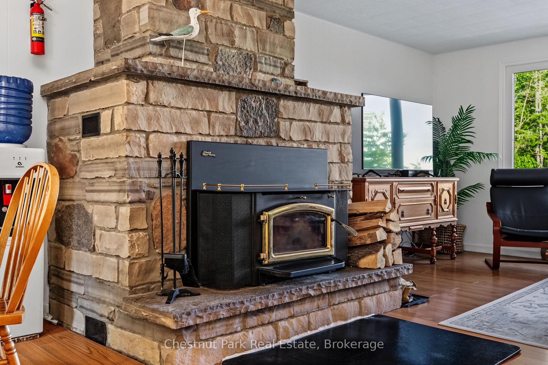 4 Bedroom Single Family Home/House's Image 25
