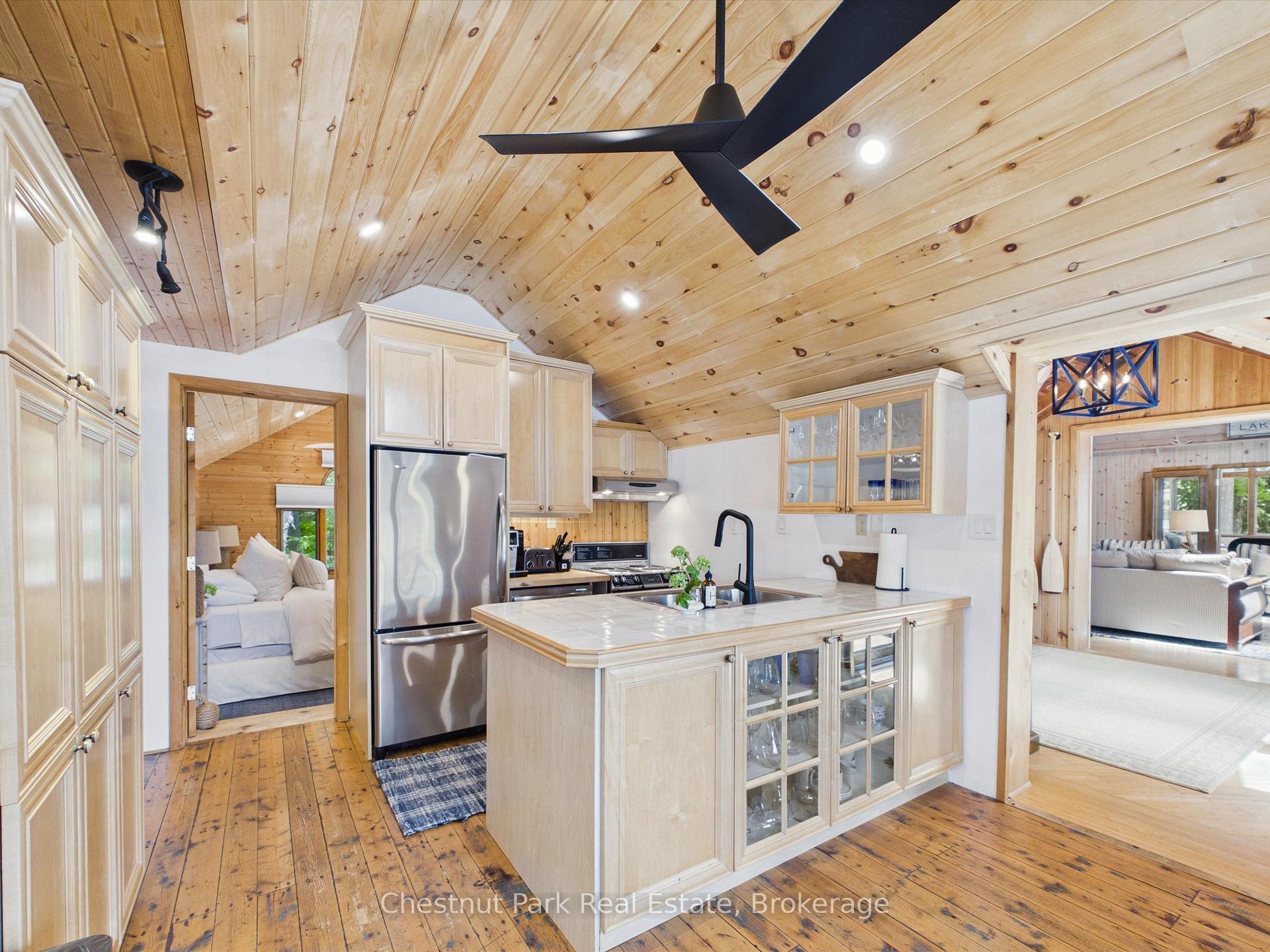 3 Bedroom Single Family Home/House's Image 12