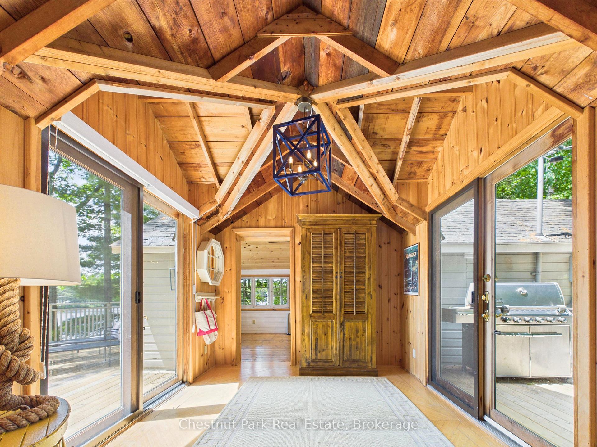 3 Bedroom Single Family Home/House's Image 11