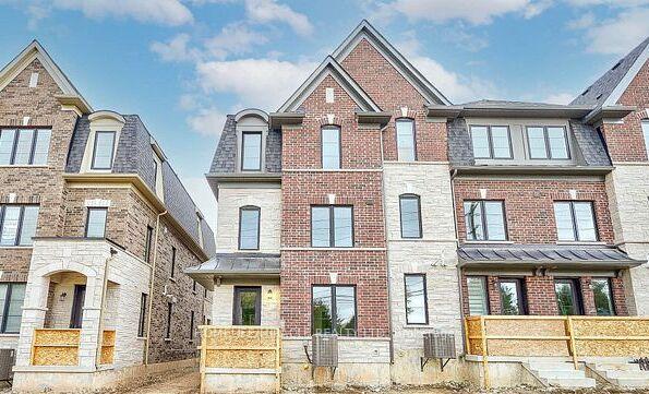 1449 National Common Burlington Ontario Canada Sale residential Rajesh Patel HomeLife/Miracle Realty Ltd., Brokerage *