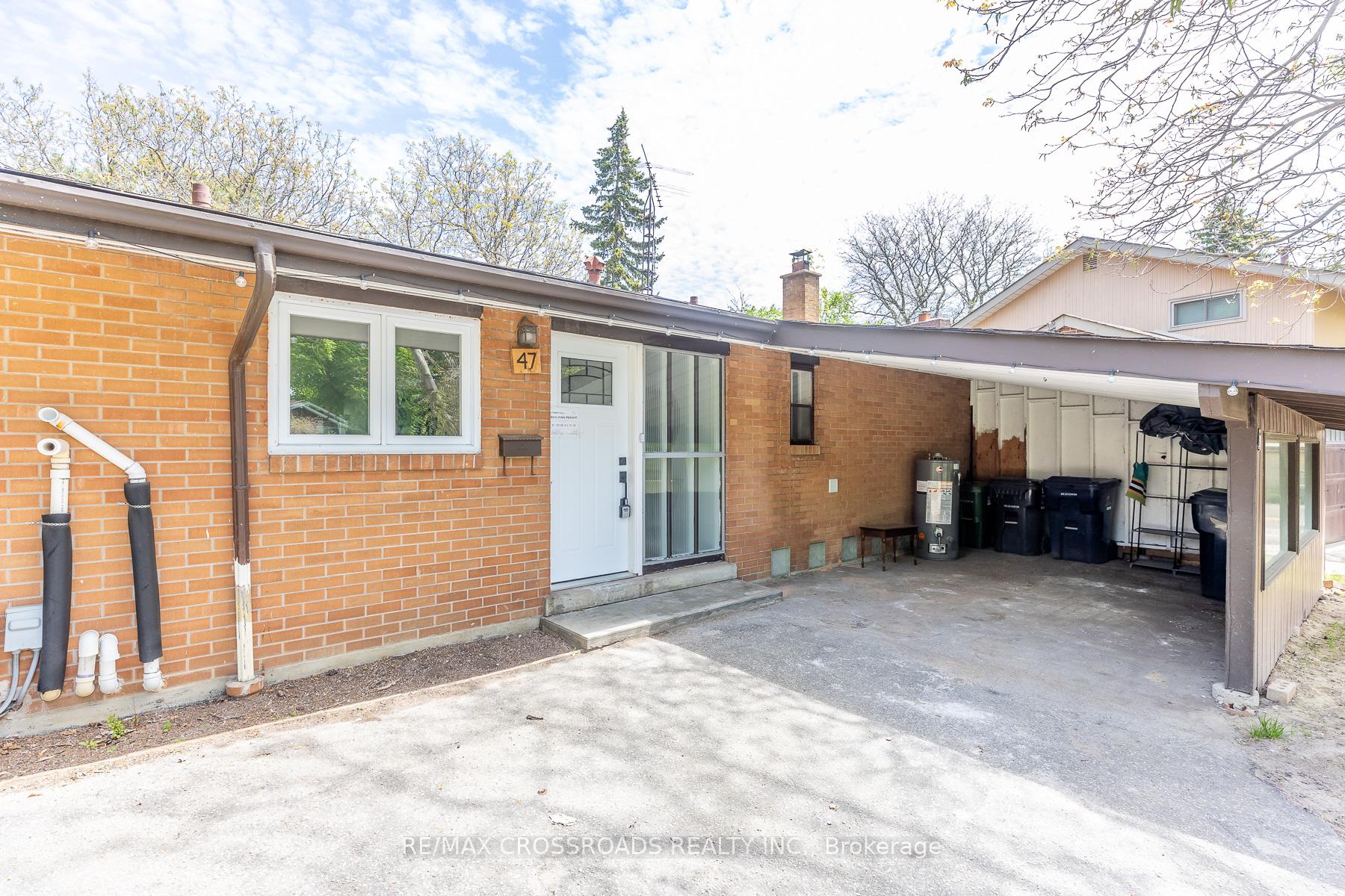 47 Munson Crescent Toronto Ontario Canada Sale residential Cindy Wen RE/MAX CROSSROADS REALTY INC. Brokerage